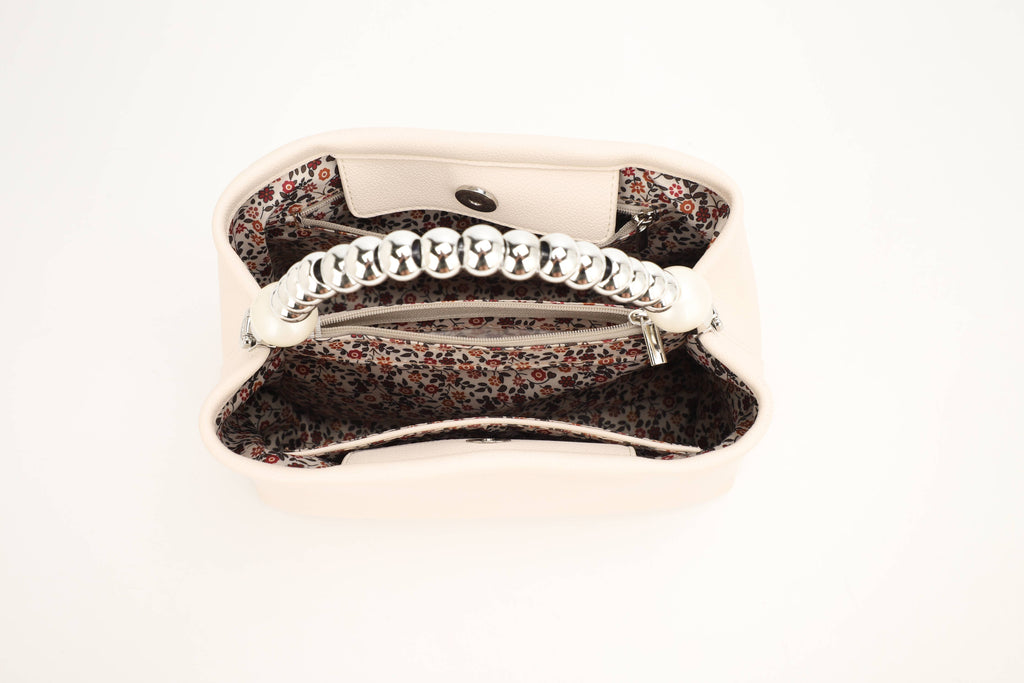 Bolso Negro Premium con Asa de Perlas - Material cuero vegano alta calidad ...