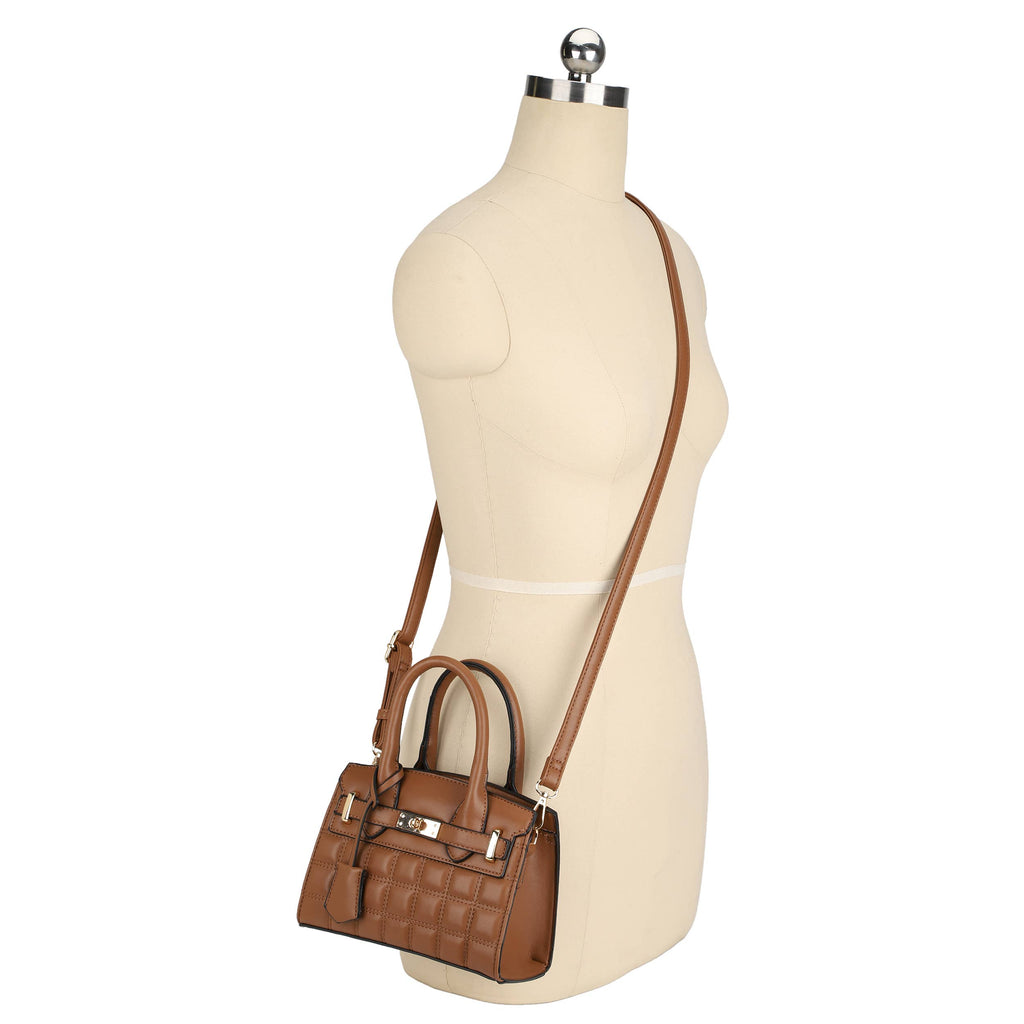 Bolso Negro Acolchado Premium con Detalles Dorados - Material exelente calidad premium